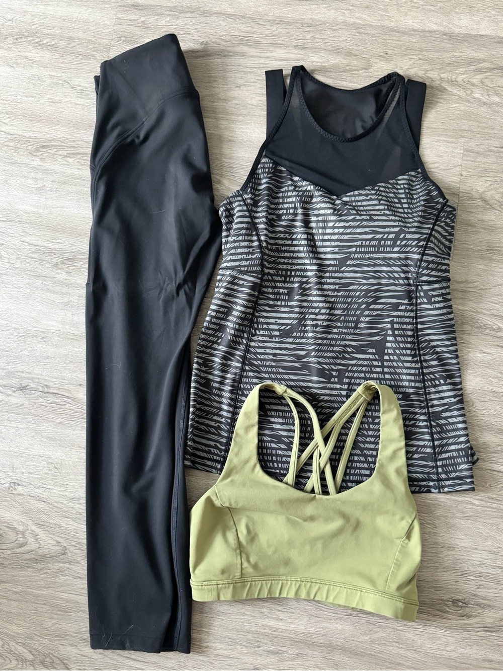 Lululemon Size 6 Bundle